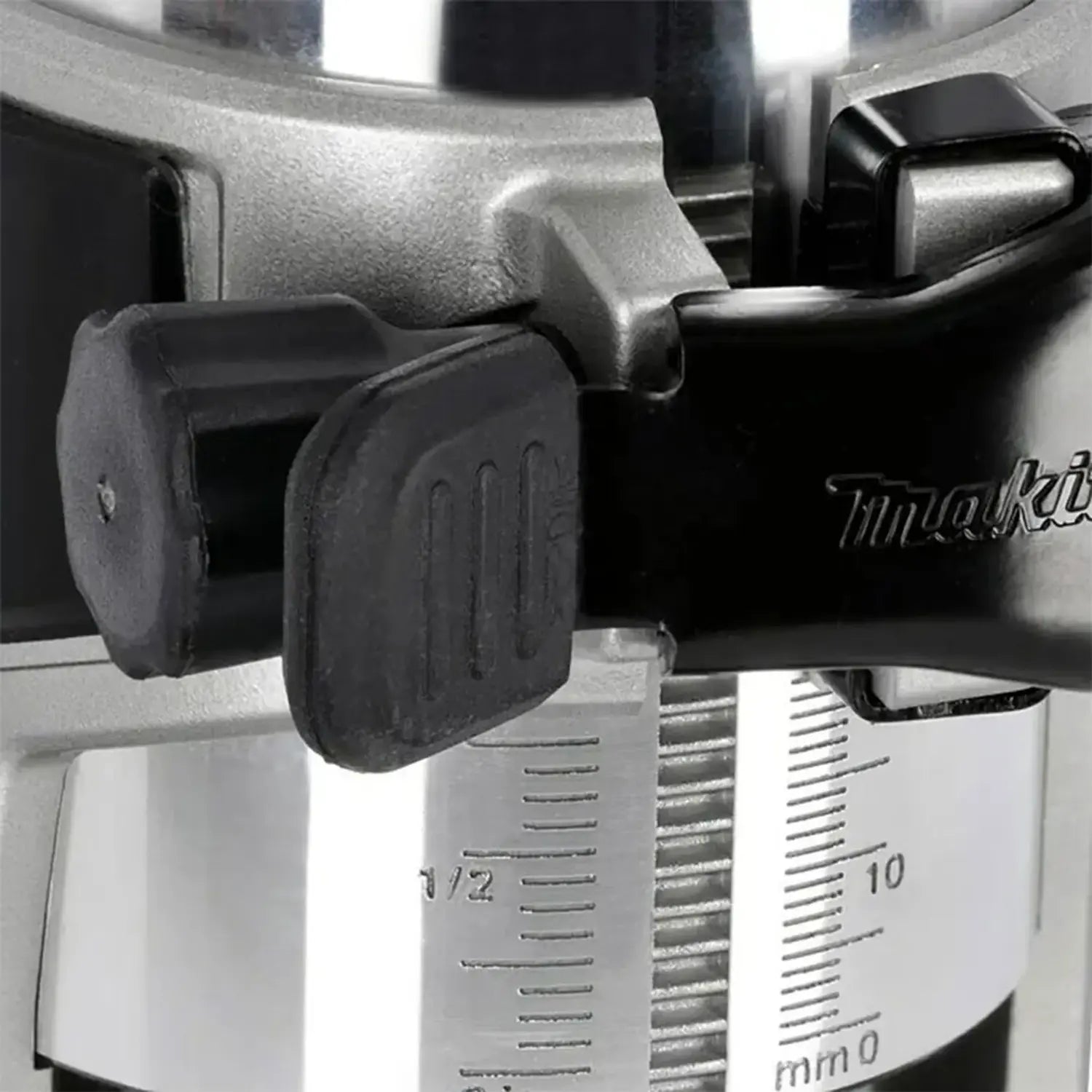 D-Ware Makita Drt50 Z Akku Einhandfräse Multifunktionsfräse Bürstenloser Defektware - 88381846103