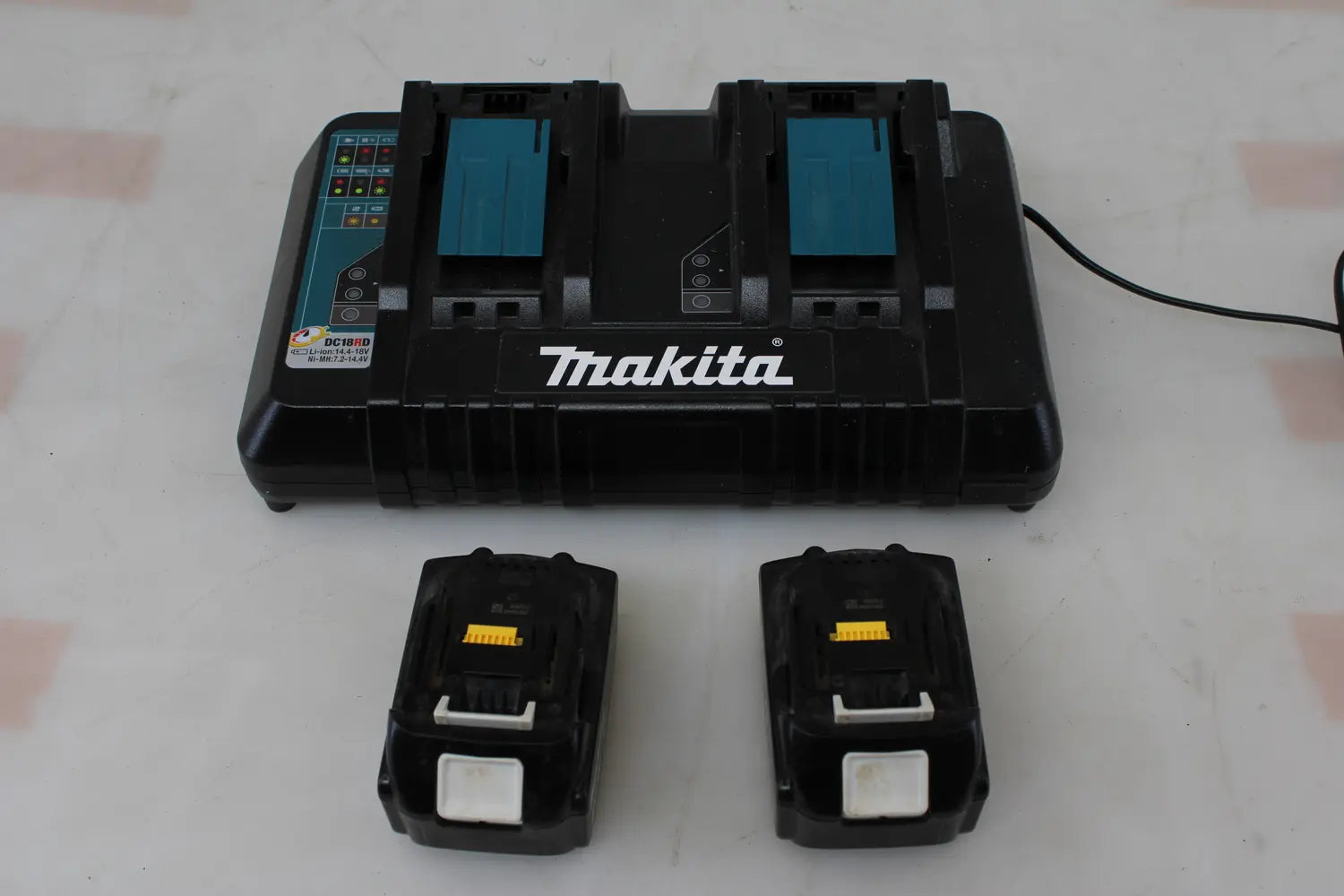 C-Ware Makita Dlm432 Pt2 Akku Rasenmäher Elektromäher Mäher 18 V Blau Siehe Text/Foto - 88381891202