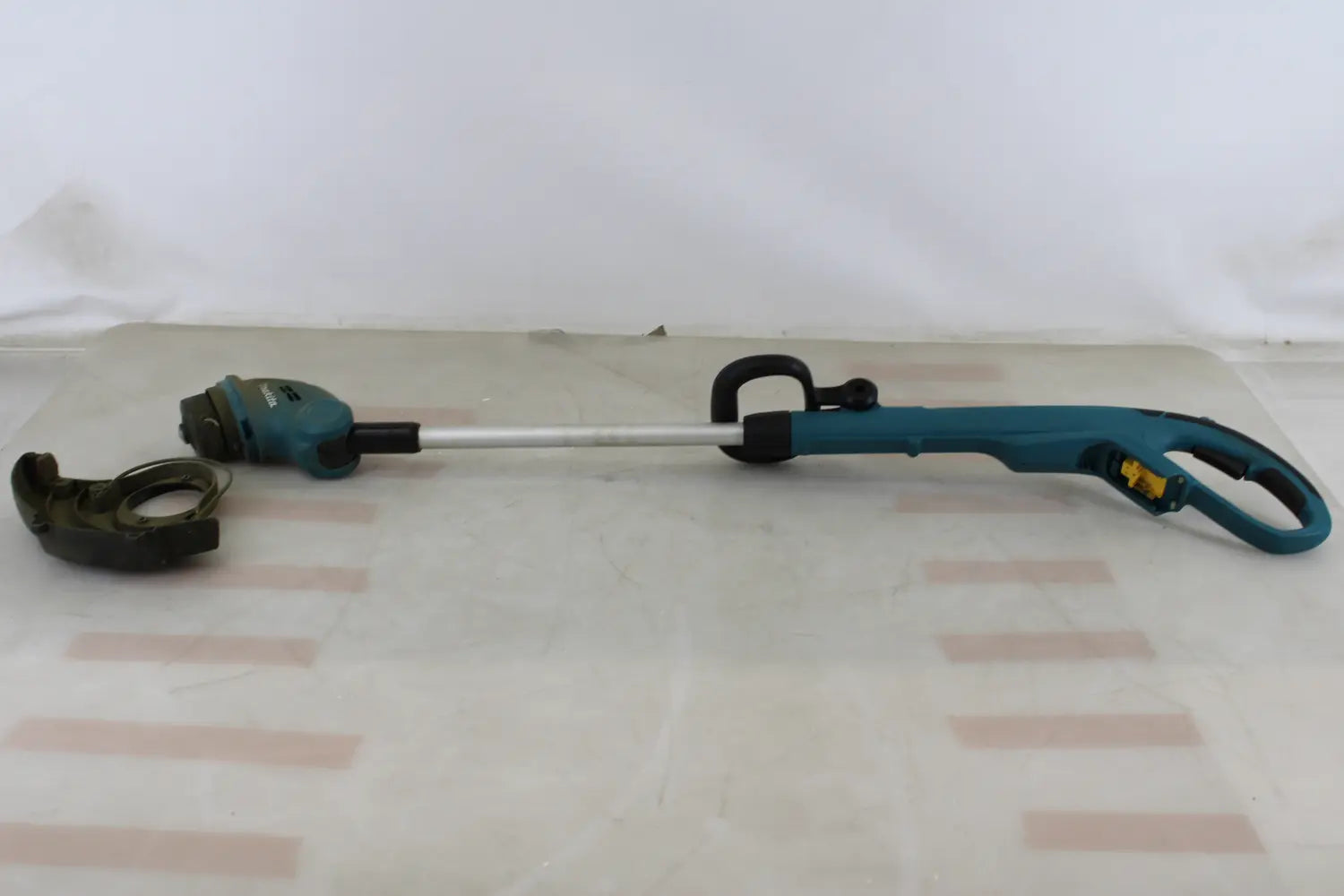 D-Ware Makita Dur192 Lzx1 Akku Rasentrimmer 18 V Rasenpflege Rasenmäher Defektware - 88381730334