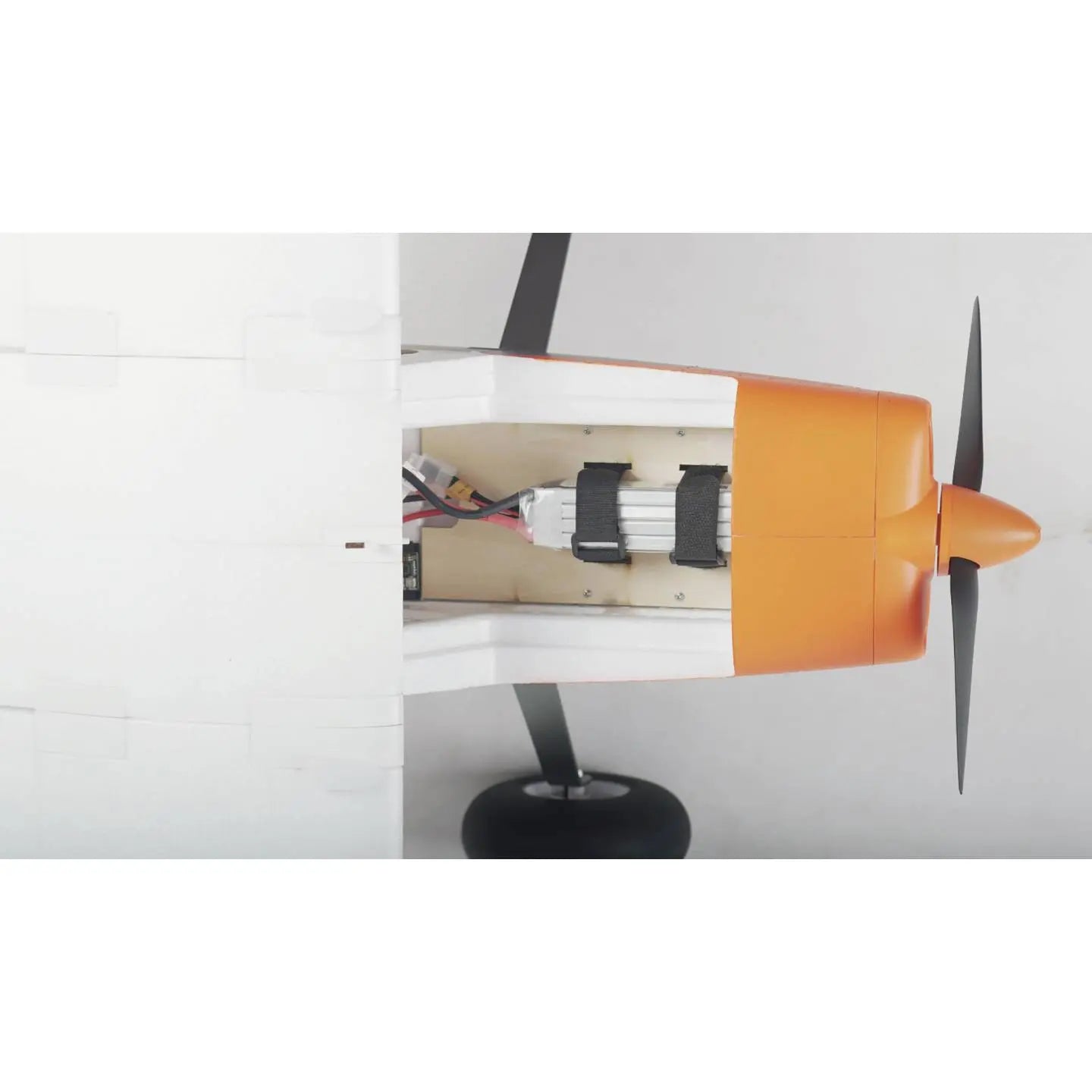 B-Ware Amewi Rc Modellflugzeug Motor Flugzeug Amx Planes Tasman Weiß Orange Pnp 1500 Mm - 4260768510111
