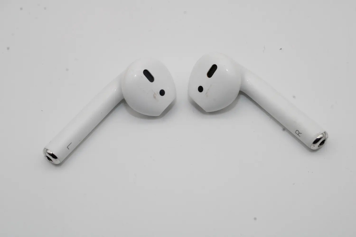 B-Ware Apple Air Pods Mit Ladecase 2. Gen In Ear True Wireless Weiß Siehe Text/Foto - 190199098572