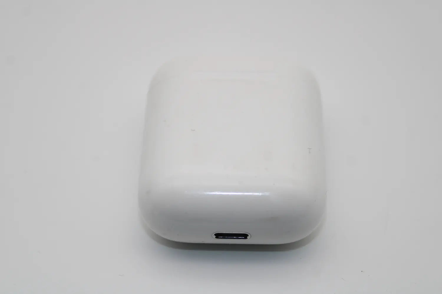 B-Ware Apple Air Pods Mit Ladecase 2. Gen In Ear True Wireless Kopfhörer Siehe Text/Foto - 190199098572