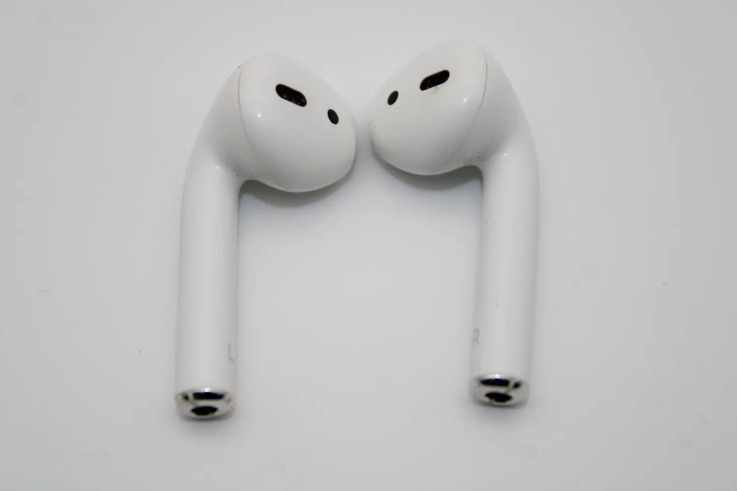 B-Ware Apple Air Pods Mit Ladecase 2. Gen In Ear True Wireless Kopfhörer Siehe Text/Foto - 190199098572