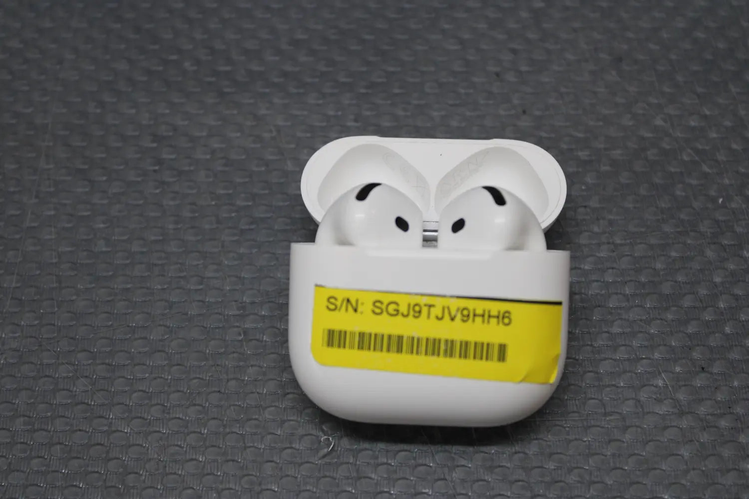 B-Ware Apple Air Pods 4 Air Pods Kopfhörer Ohrhörer  Bluetooth In Ear Siehe Text/Foto - 195949688591