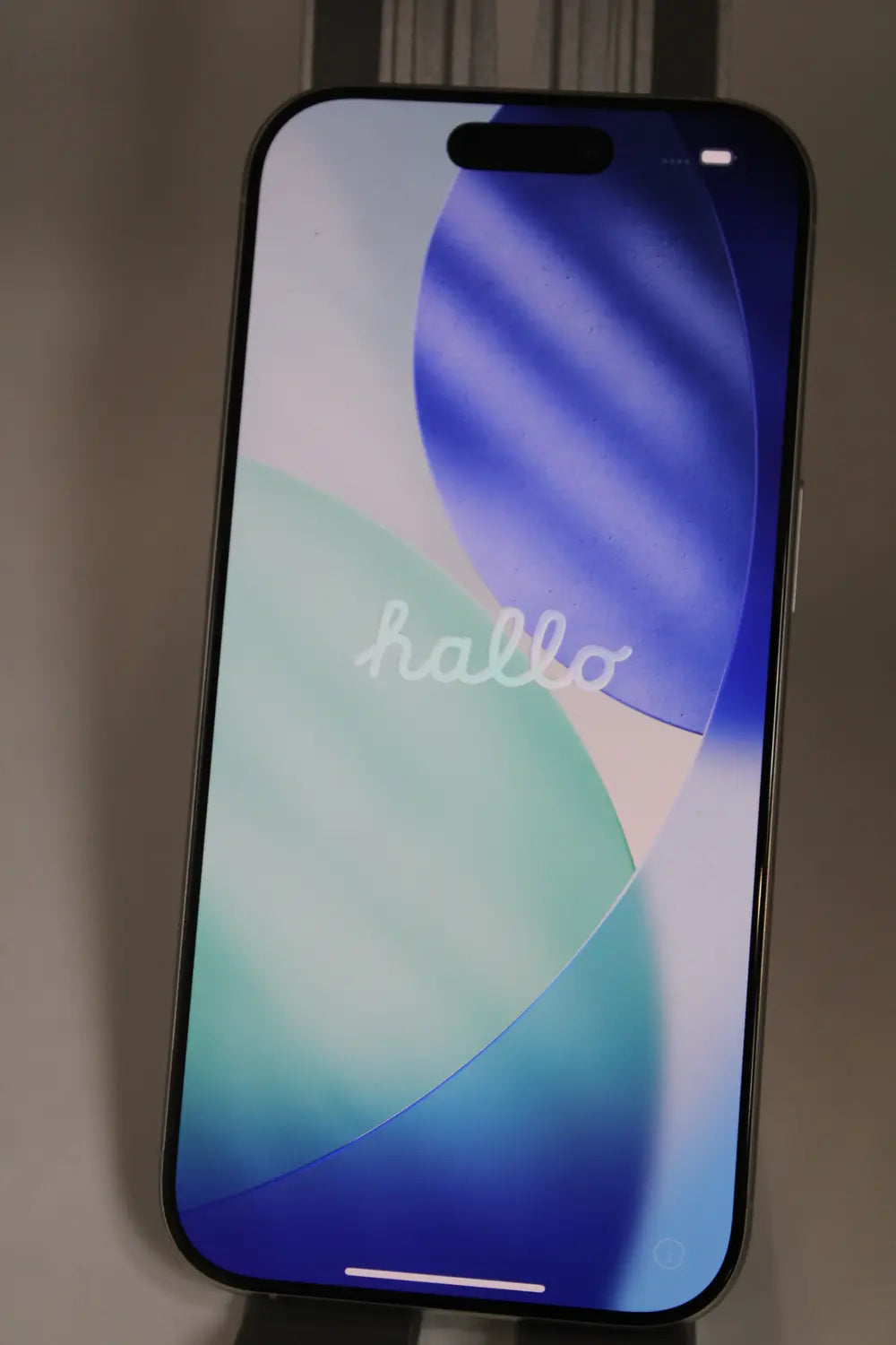 B-Ware Apple I Phone 16 Pro Smartphone Handy Titan Weiß 512 Gb 16 Cm 6.3 Zoll - 195949772917
