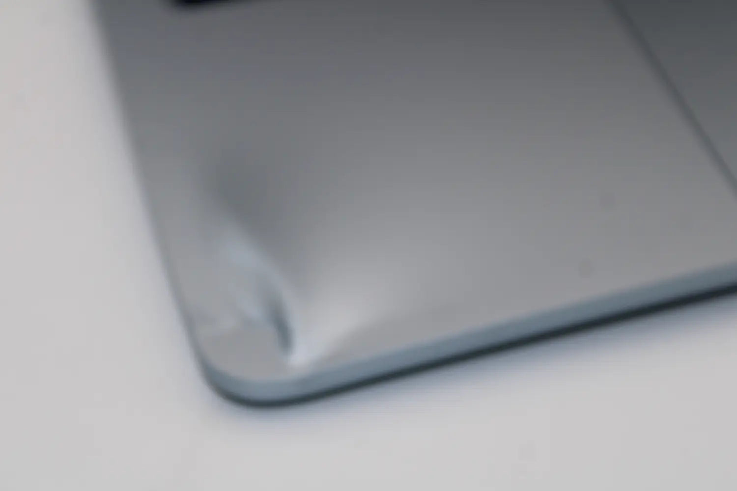 D-Ware Apple Mac Book Air Notebook Laptop 13 Zoll 16 Gb Ram 256 Gb Ssd M4 Defektware - 195949890123