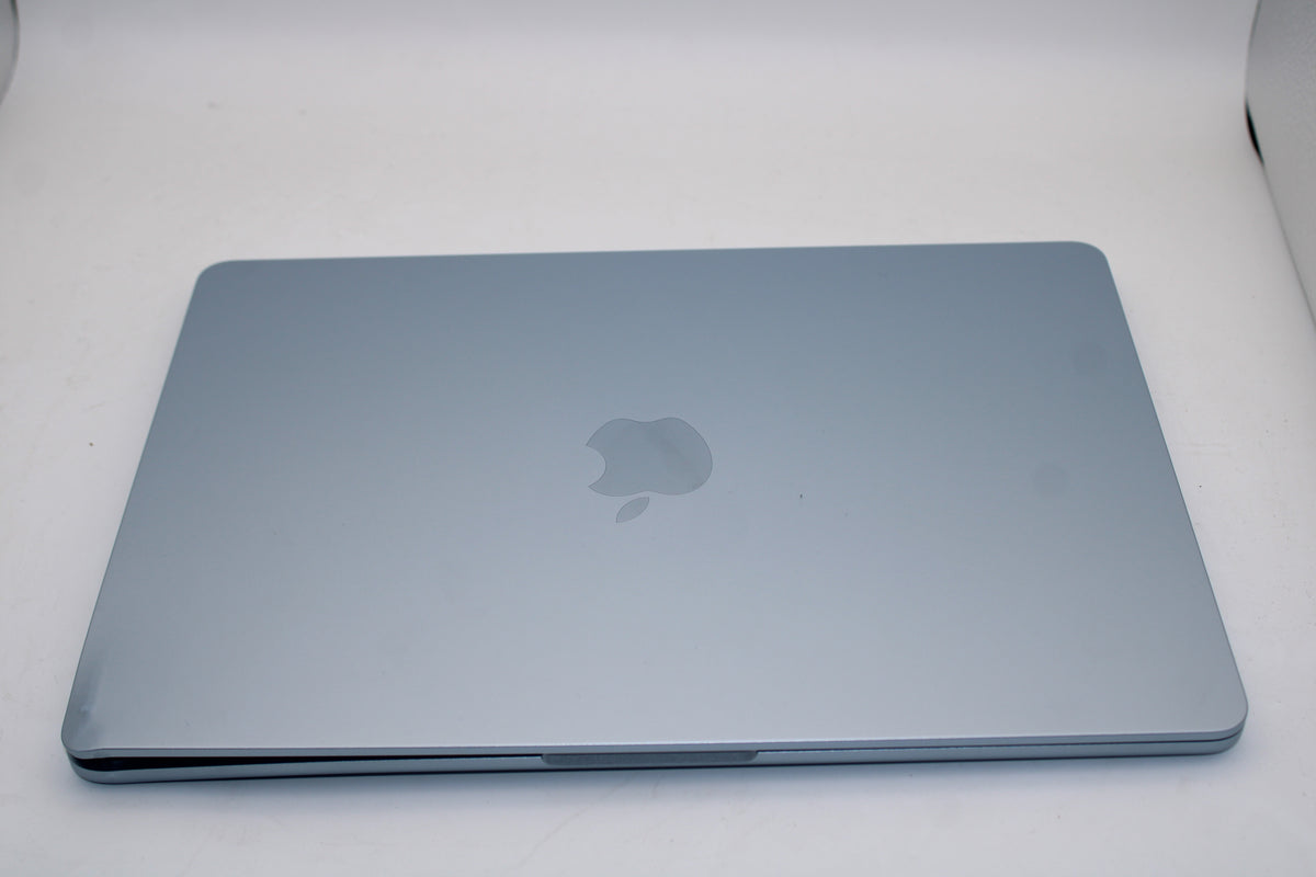 Apple MacBook Air Notebook Laptop 13 Zoll 16 GB RAM 256 GB SSD M4 DEFEKTWARE - 0195949890123