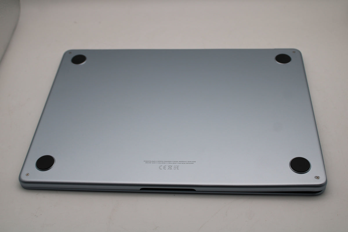 Apple MacBook Air Notebook Laptop 13 Zoll 16 GB RAM 256 GB SSD M4 DEFEKTWARE - 0195949890123