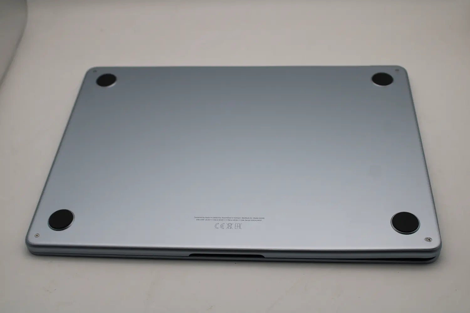 D-Ware Apple Mac Book Air Notebook Laptop 13 Zoll 16 Gb Ram 256 Gb Ssd M4 Defektware - 195949890123