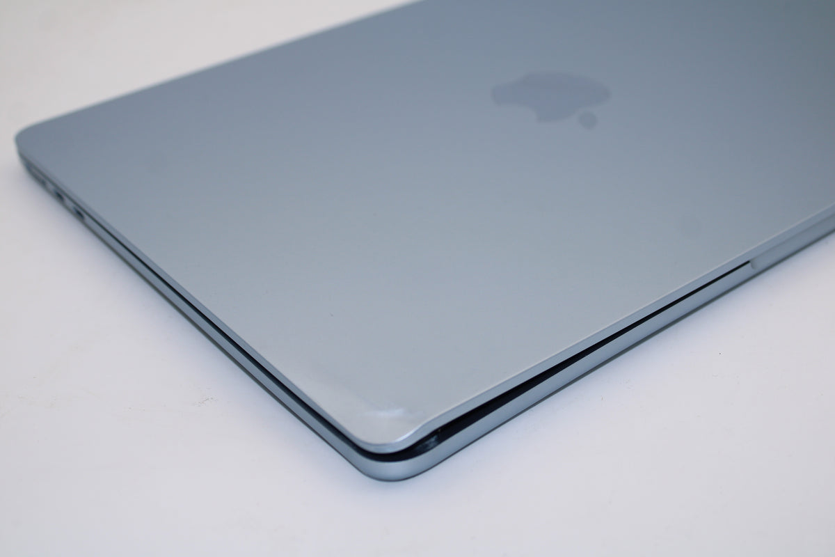 Apple MacBook Air Notebook Laptop 13 Zoll 16 GB RAM 256 GB SSD M4 DEFEKTWARE - 0195949890123