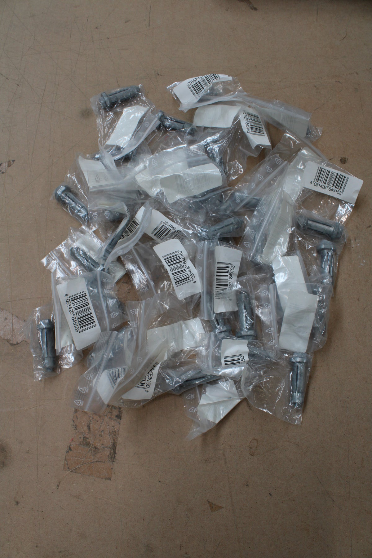 Lindapter Schraube HB 82031 Bolzen Hollo Bolt Stahl feuerverzinkt 29 STÜCK - 4051426845153
