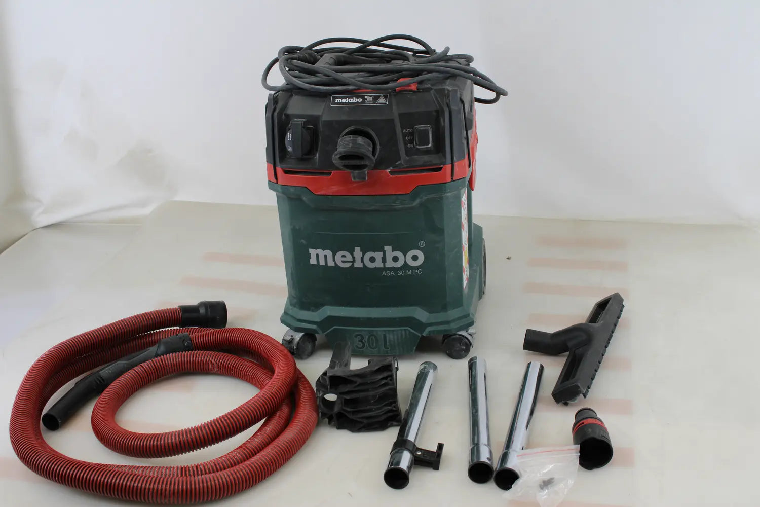 B-Ware Metabo Asa 30 M Pc 602087000 Nass /Trockensauger 1er Set 1200 W Trockensauger - 4061792230767