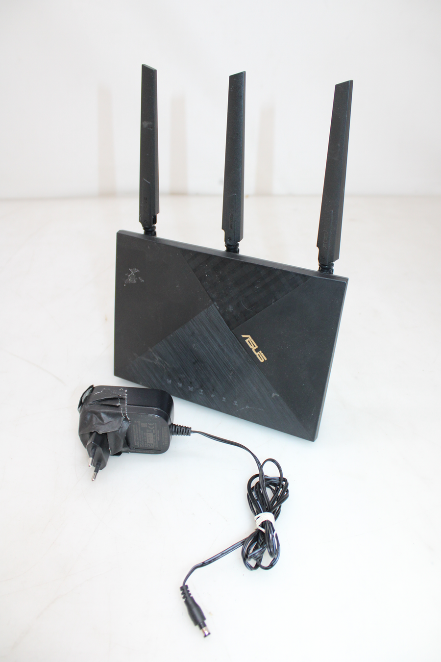 Asus 4 G Ax56 Ax1800 Cat. 6 Router Integriertes Modem: Umts Lte 2.4 G Hz 5 G Hz D-Ware - 4718017869225