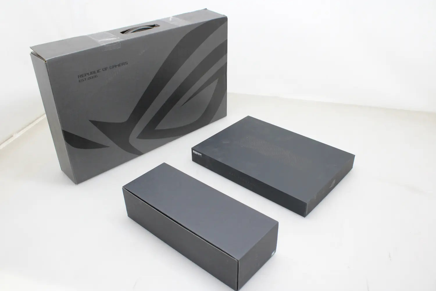 C-Ware Asus Rog Zephyrus G16 Ai Notebook Laptop R9 Hx 370 32 1 4070 Siehe Text/Foto - 4711387660171