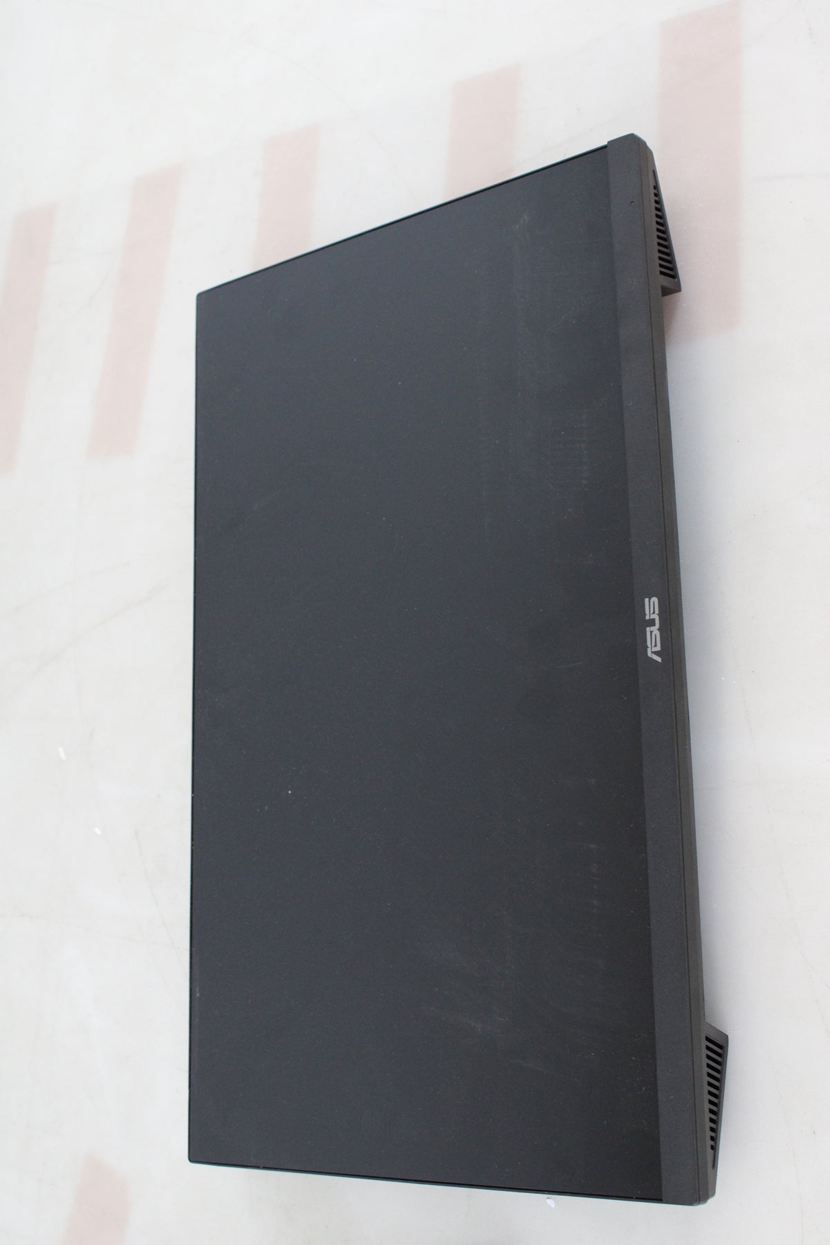 Asus VA24EHF LCD-Monitor EEK D 60.5 cm 23.8 Zoll Bildschirm DEFEKTWARE410 - 4711387053058
