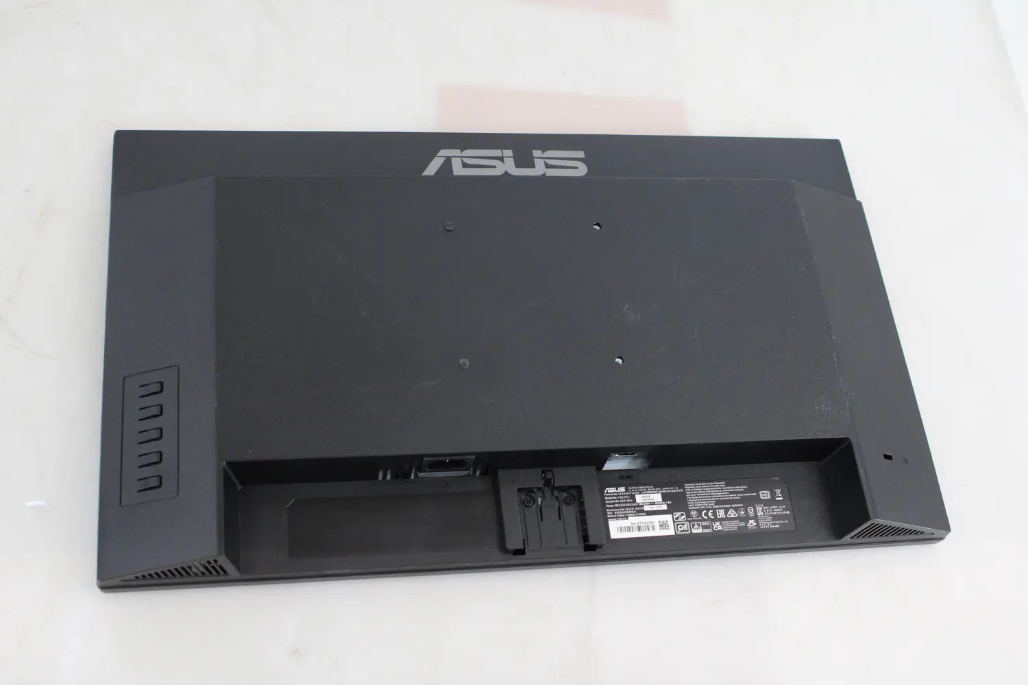 D-Ware Asus Va24 Ehf Lcd Monitor Eek D 60.5 Cm 23.8 Zoll Bildschirm Defektware410 - 4711387053058