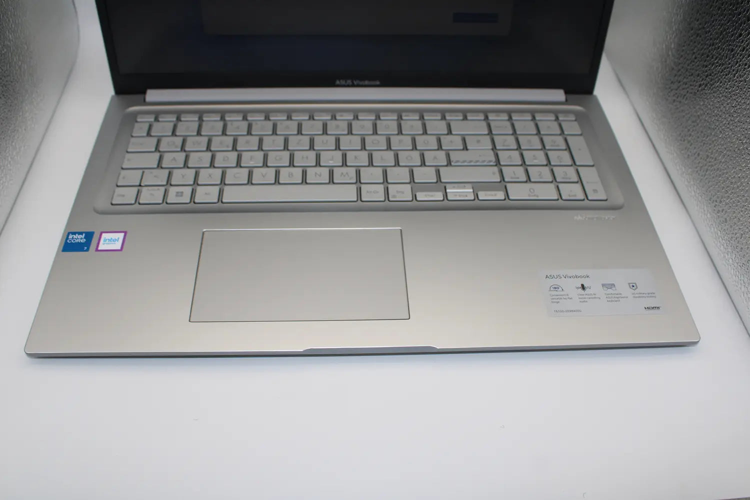 B-Ware Asus Notebook Laptop Vivo Book 17 Synonym Silber 16 Gb 1 Tb Ssd Siehe Text/Foto - 4711636168199