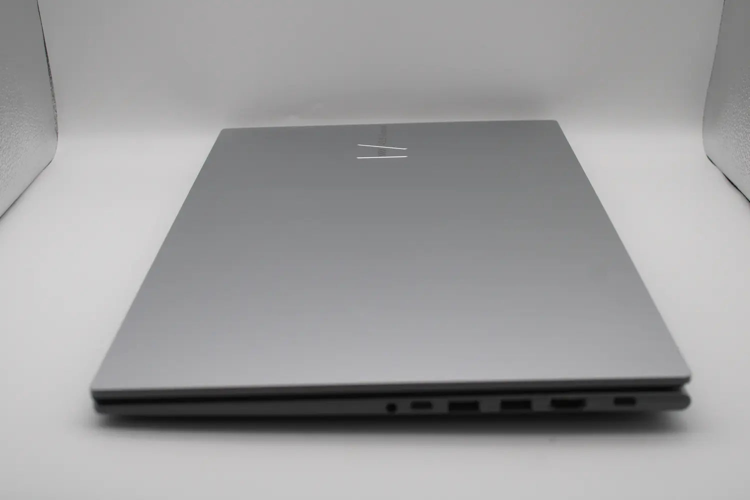 B-Ware Asus Notebook Laptop Vivo Book 17 Synonym Silber 16 Gb 1 Tb Ssd Siehe Text/Foto - 4711636168199