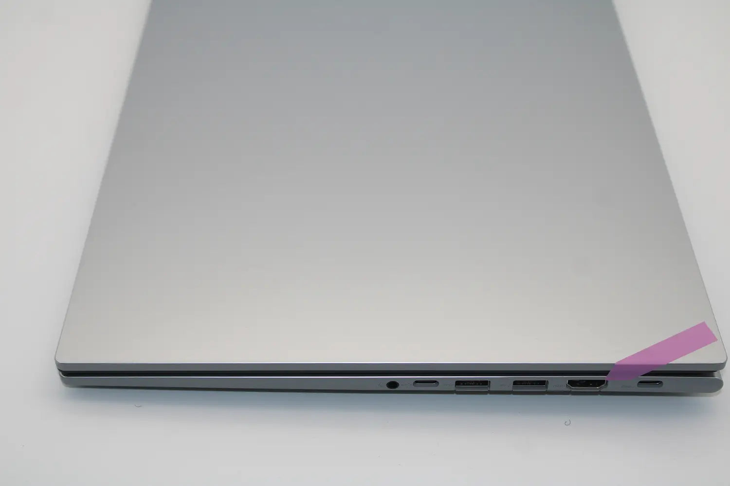 B-Ware Asus Notebook Laptop Vivo Book 17 Synonym Silber 16 Gb 1 Tb Ssd Siehe Text/Foto - 4711636168199