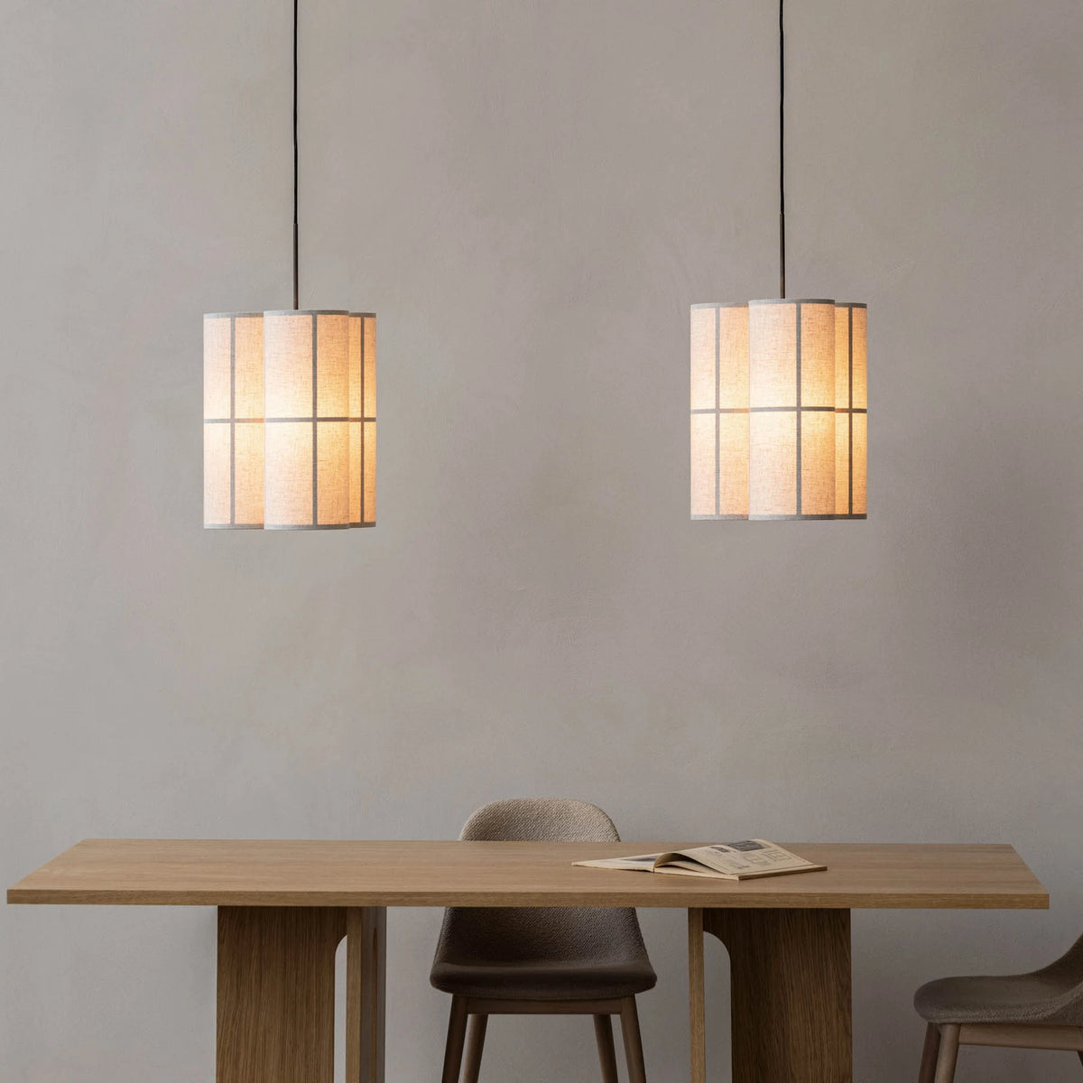 Audo Copenhagen Pendelleuchte Hängelampe Hashira Cluster creme Leinen Ø 32 cm - 5709262063604
