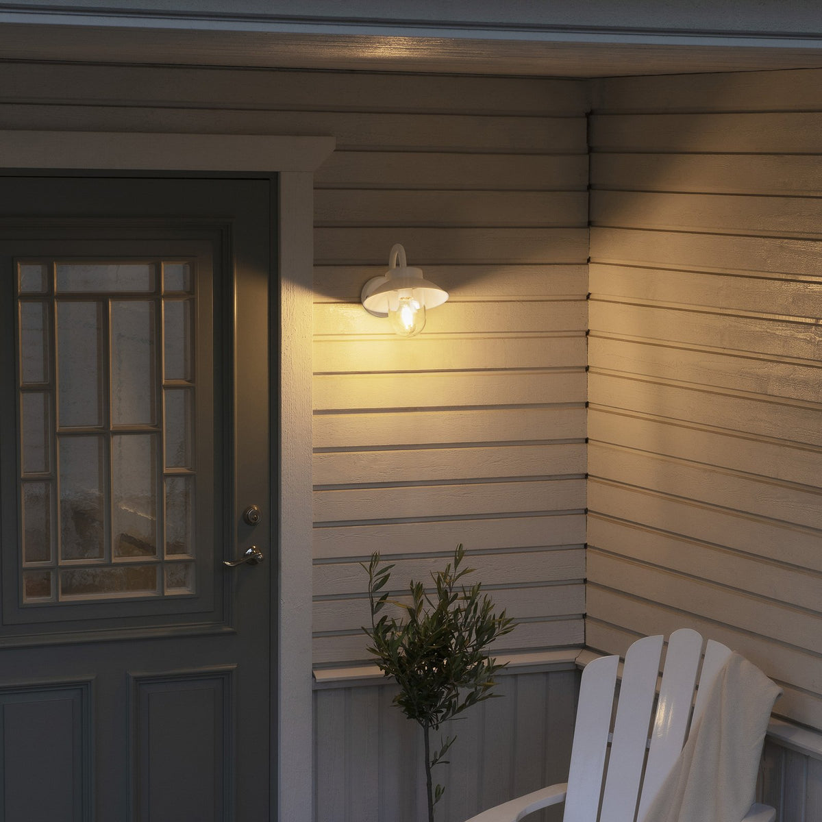 Konstsmide Außenwandleuchte Lampe Vega Mini Außenleuchte weiß Breite 22 cm - 7318304172501