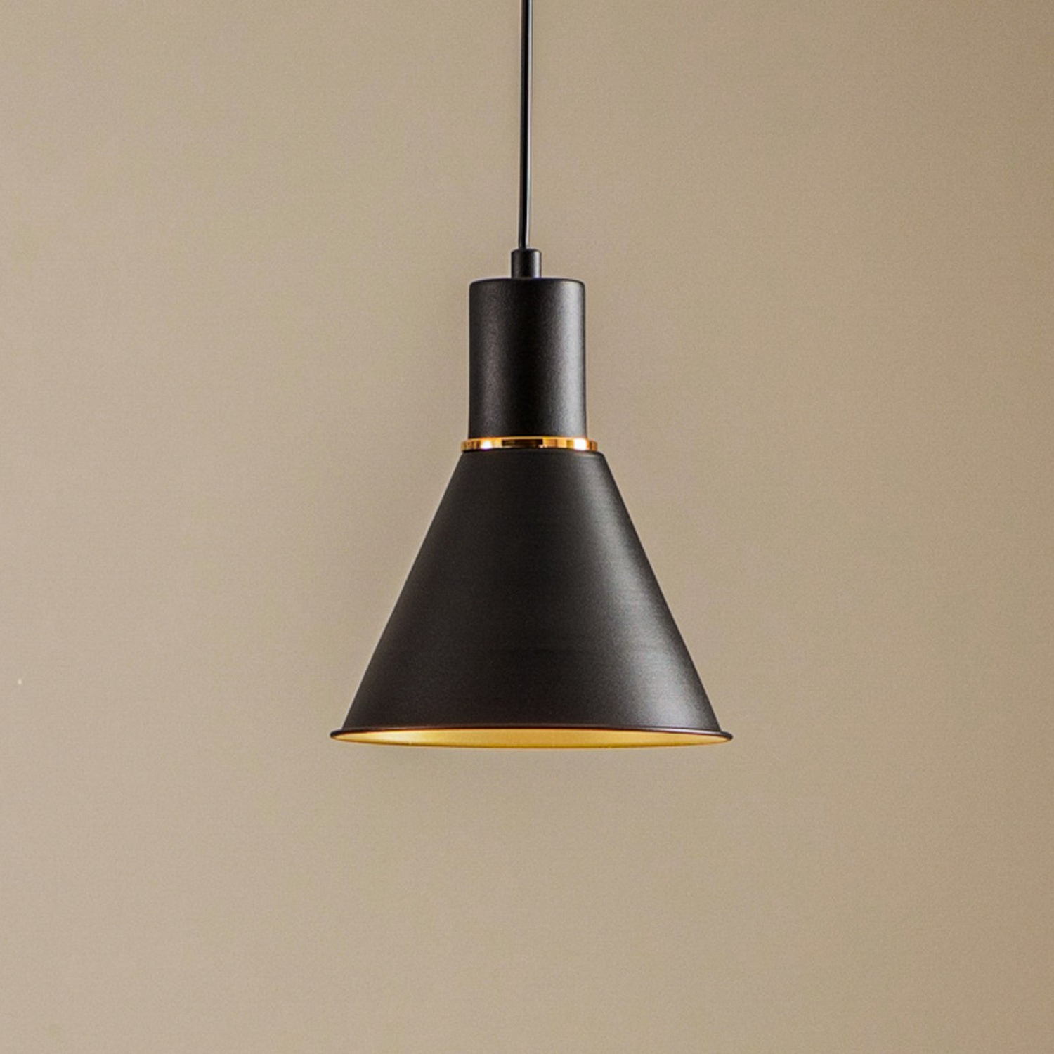 Avonni Av 4106 M22 Bsy Hängeleuchte Pendelleuchte Lampe Schwarz E27 Lampe Licht B-Ware - 8698957173209