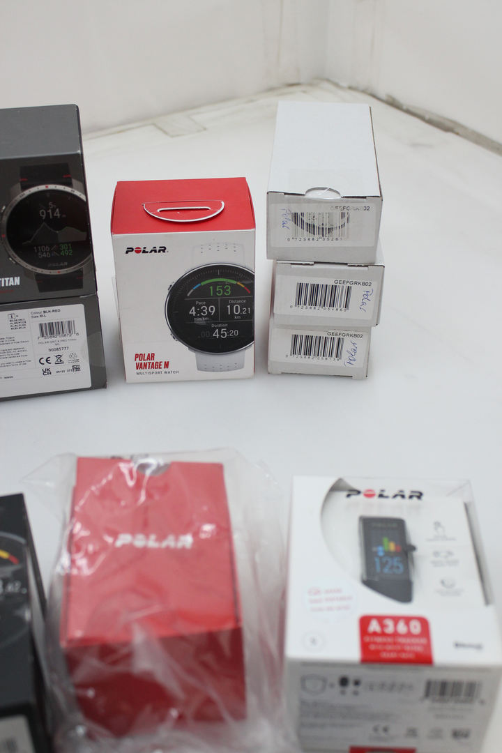 39x Beschädigte Polar Uhren Sportuhr Smartwatch Fitnessuhr Defekt Unvollständig D-Ware
