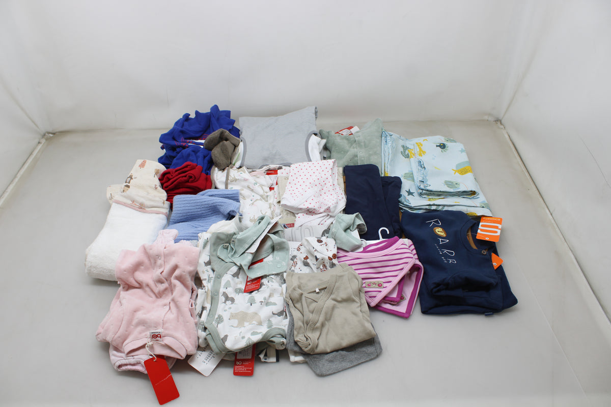 Babybekleidung Paket 119 Teile Gr. 40-110 Name It Converse Feetje Winterschlafsa - 1