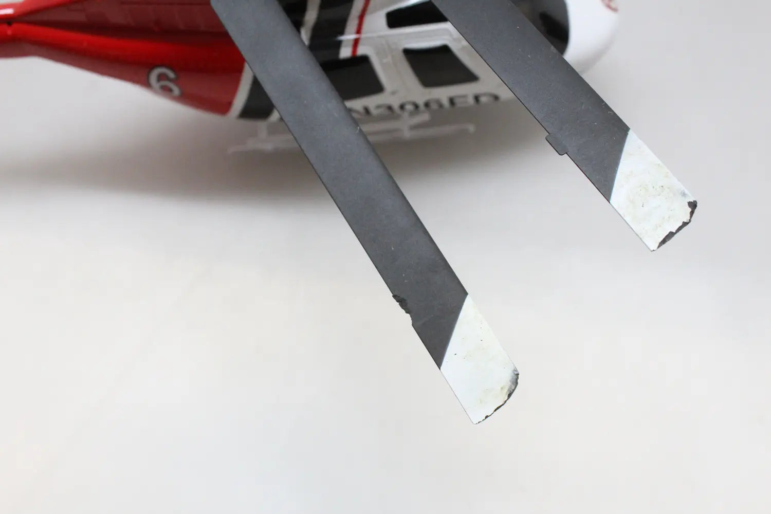 D-Ware Amewi Bell 206 Pro Rc Hubschrauber Helikopter Drohne Rt F Modellflugzeug - 4262408979449