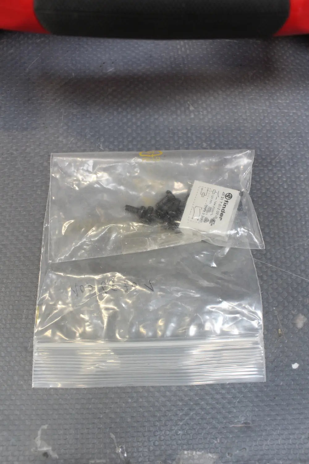 D-Ware Benning Benning St 755+ Gerätetester Gerät Tester Elektronik Defektware909 - 4014651503328