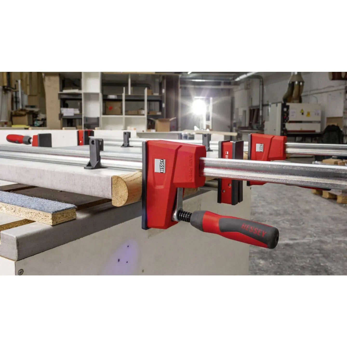 B-Ware Bessey Korpuszwinge Revo Kre 2 K Spannweite 1500 Mm 3 Schutzkappen Bis Zu 7000 N - 4008158040172