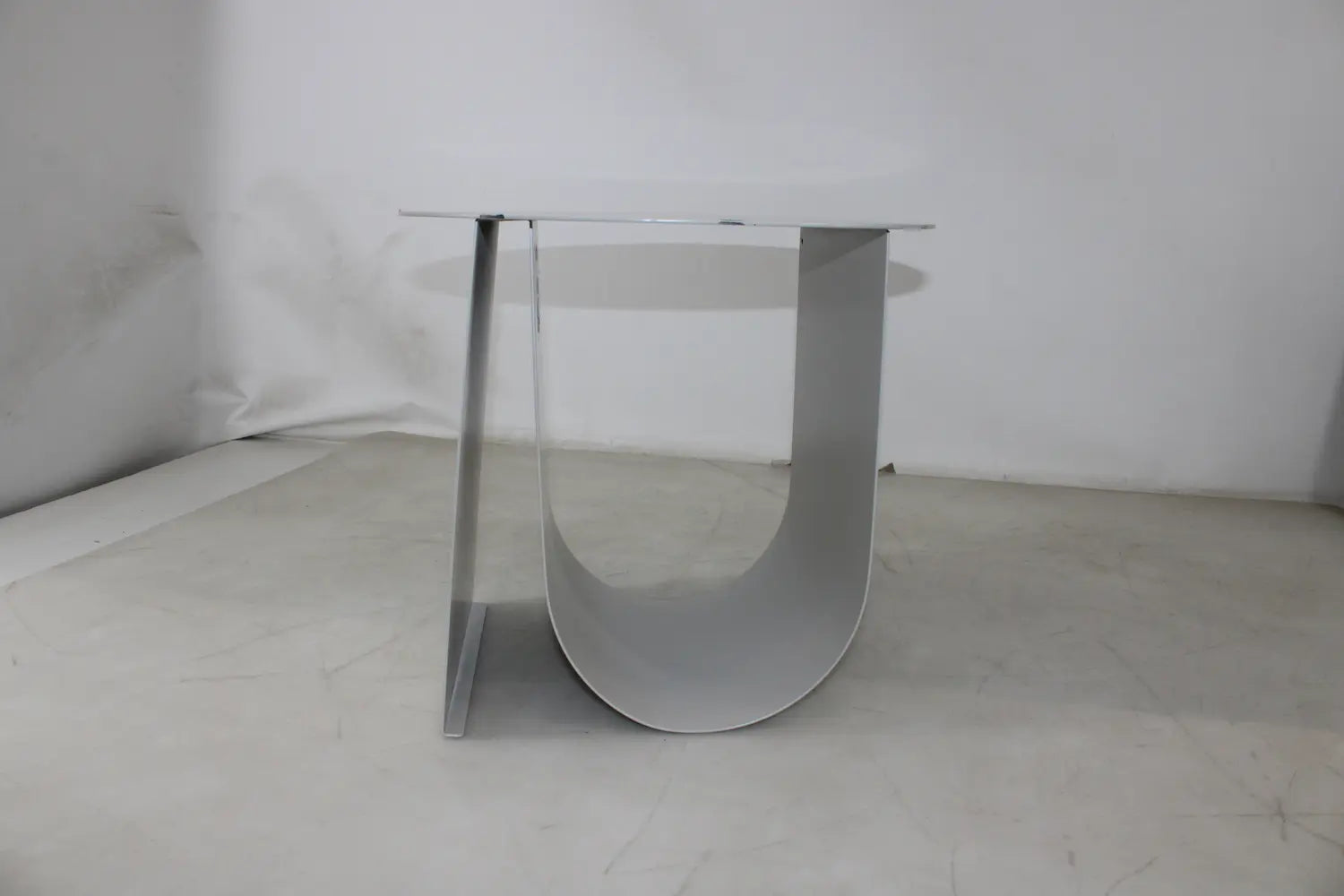 B-Ware Bloomingville Cher Beistelltisch Couchtisch Tisch Nachttisch ø43x H38cm Hellgrau - 5711173252275