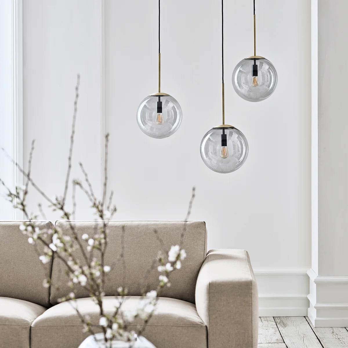 Bolia Pendelleuchte Hängelampe Orb Glas schwarz matt rauchgrau 20 cm Stahl - 5702410295407