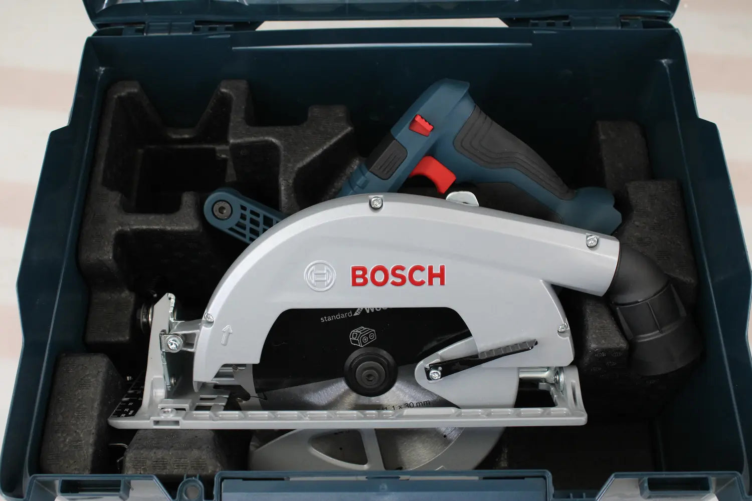 B-Ware Bosch Akku Kreissäge Handkreissäge Gks 18 V 70 L Pro Core18 V 5 5 Ah Siehe Text/Foto - 4059952577951
