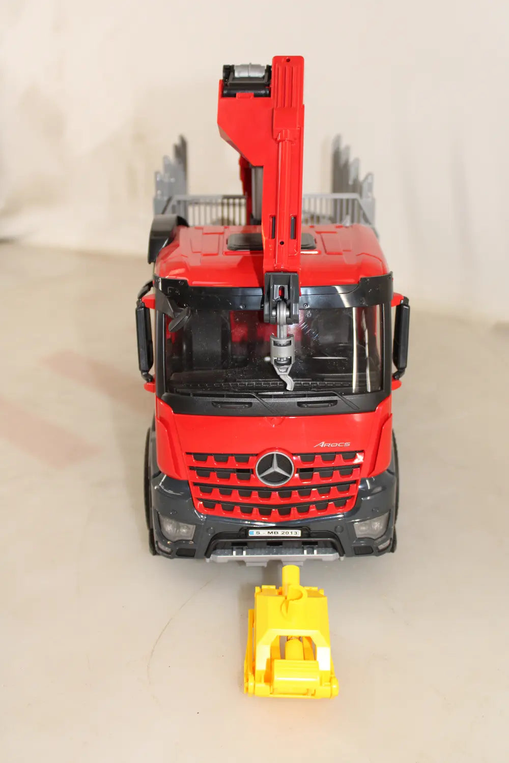 B-Ware Bruder Lkw Modell Mercedes Benz Arocs Holztransporter Modell Siehe Text/Foto - 4001702036690