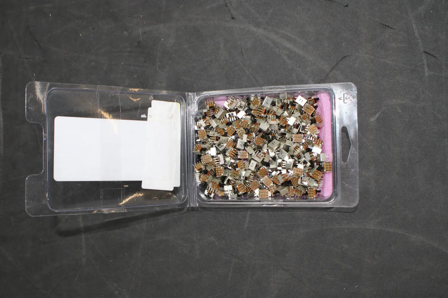 B-Ware C & K Switches Komponenten Schalter Os202011 Ma0 Qs1 Elektronikteile 250 Stück - 2050007603825