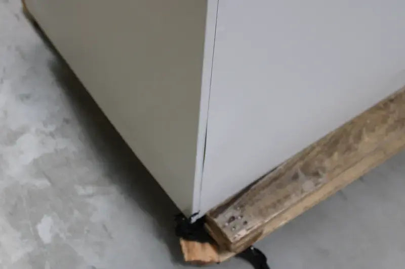 C-Ware C+P Werkzeugschrank Aktenschrank Schrank Drehtüren Lichtgrau 4 Böden Siehe Text - 4062084609056