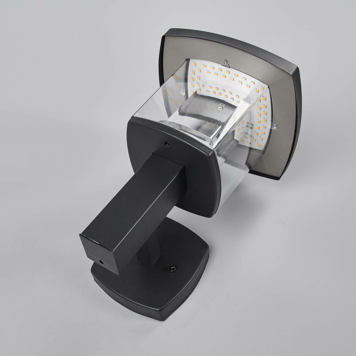 Applique murale extérieure LED Lindby Askan, lampe d'extérieur en acier inoxydable noir (produit de seconde main).
