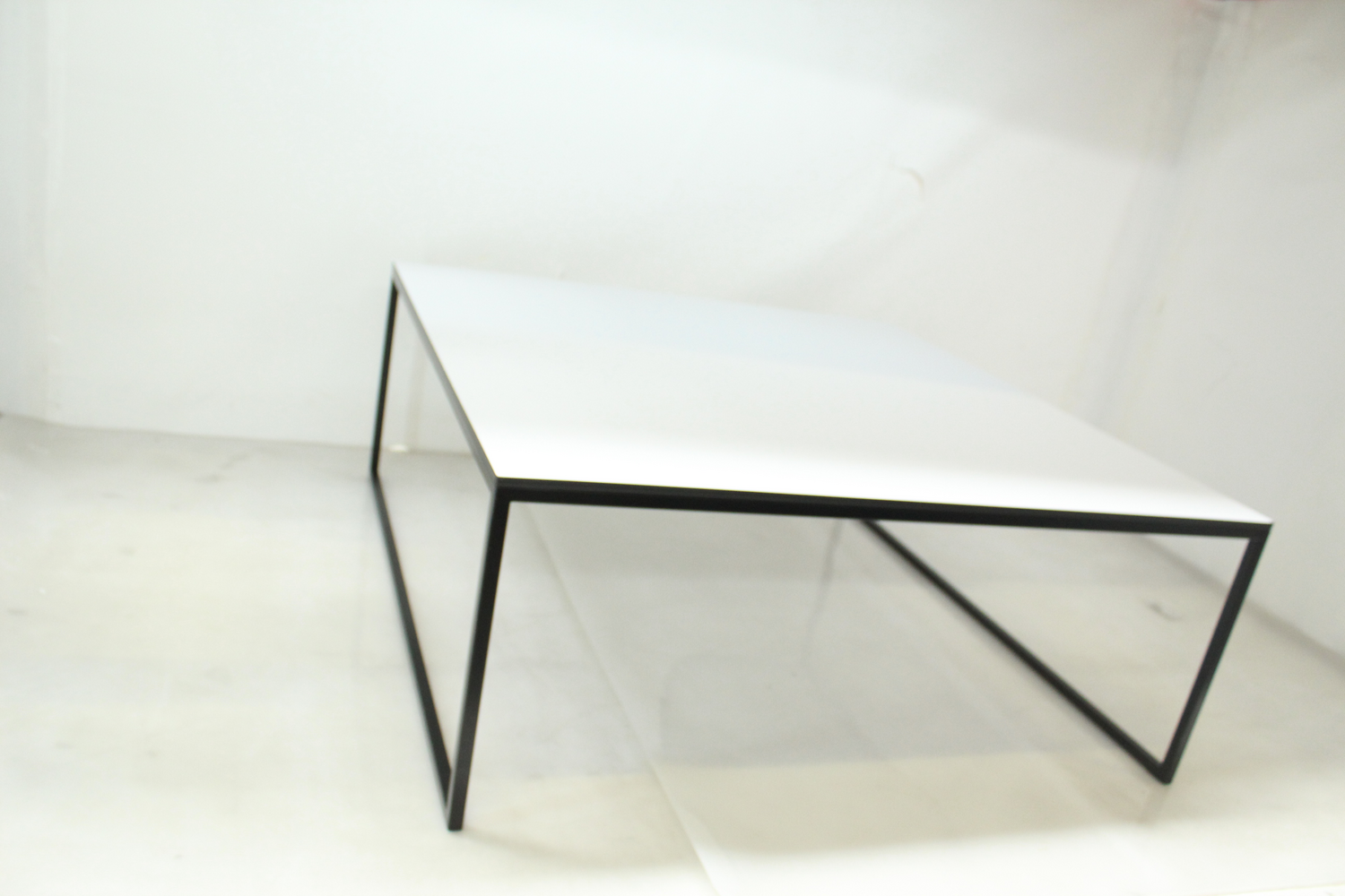 Hans Hansen Less Couchtisch Sofatisch Beistelltisch Kaffeetisch Schwarz Weiß B-Ware - 4250298762654