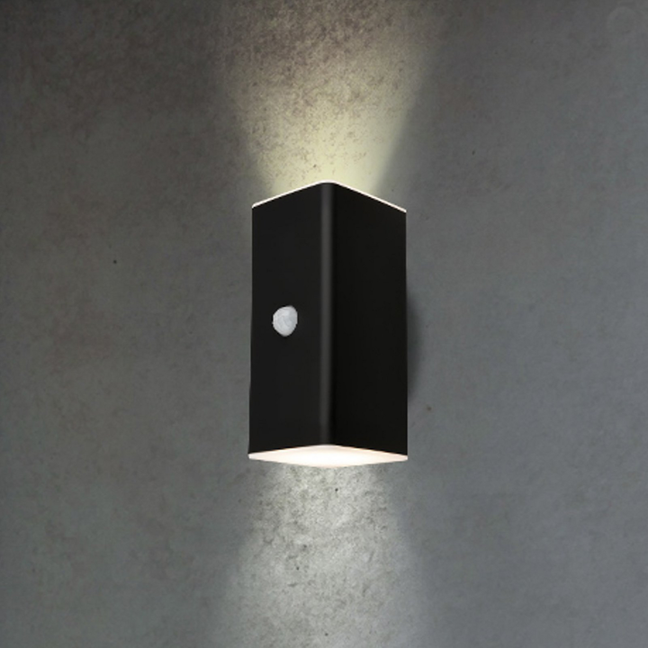 Briloner Led Akku Außenwandleuchte 3788015 Schwarz, Sensor Up/Down Wandlampe B-Ware