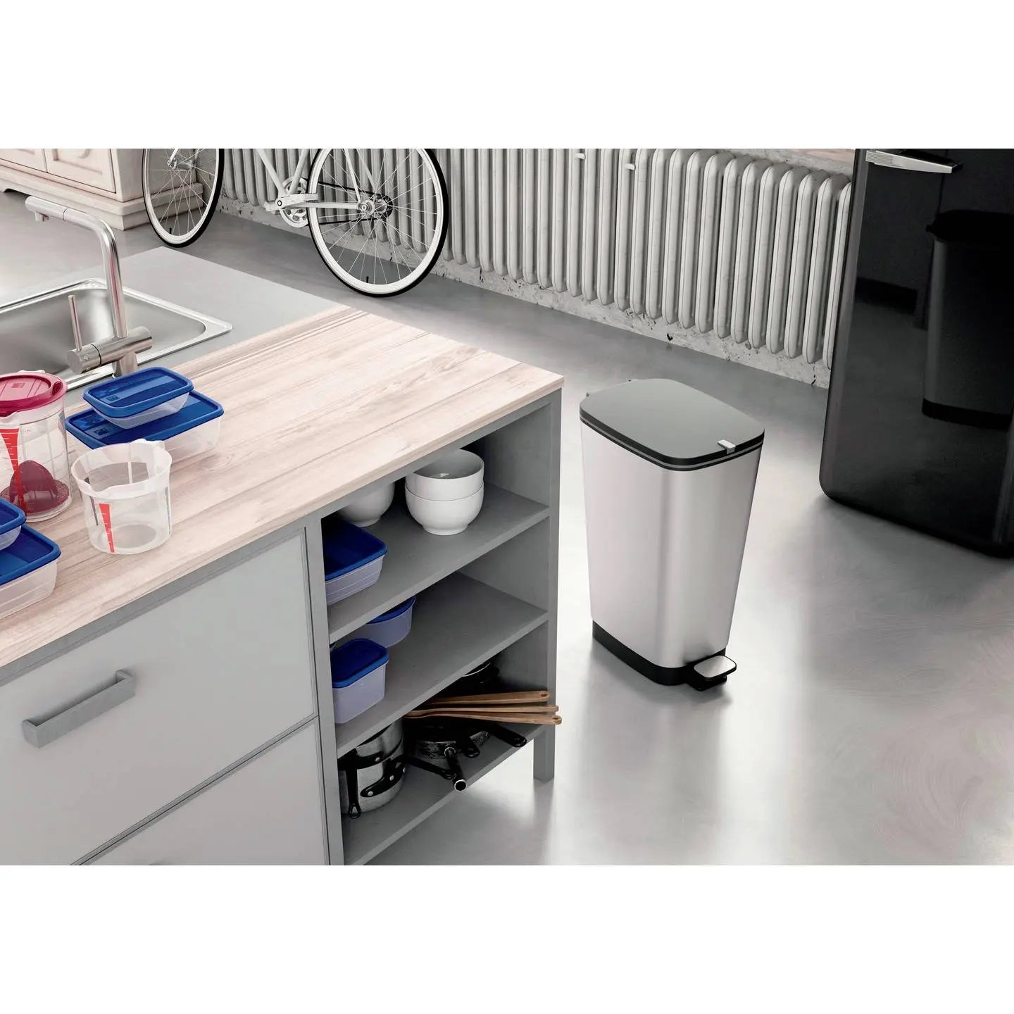 B-Ware Curver Chic Bin Style Abfallbehälter Mülleimer Mülltonne Silber Kunststoff 45 L - 8013183073336