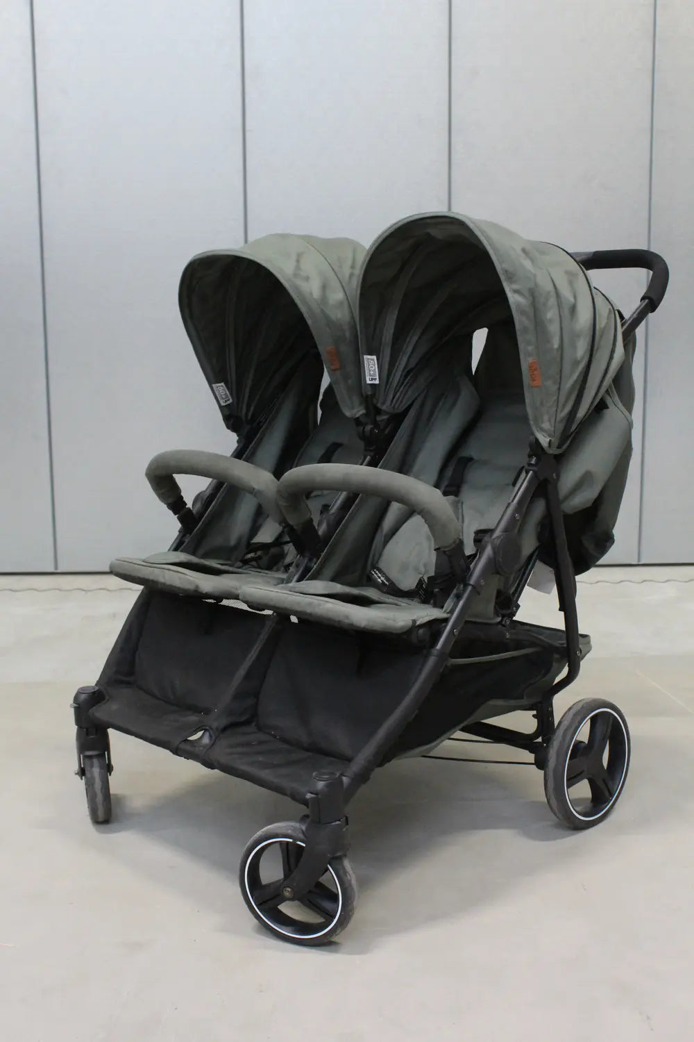 C-Ware Circle Twin Verde Kinderwagen Buggy Zwillingswagen Geschwisterwagen Kind Baby  - 1