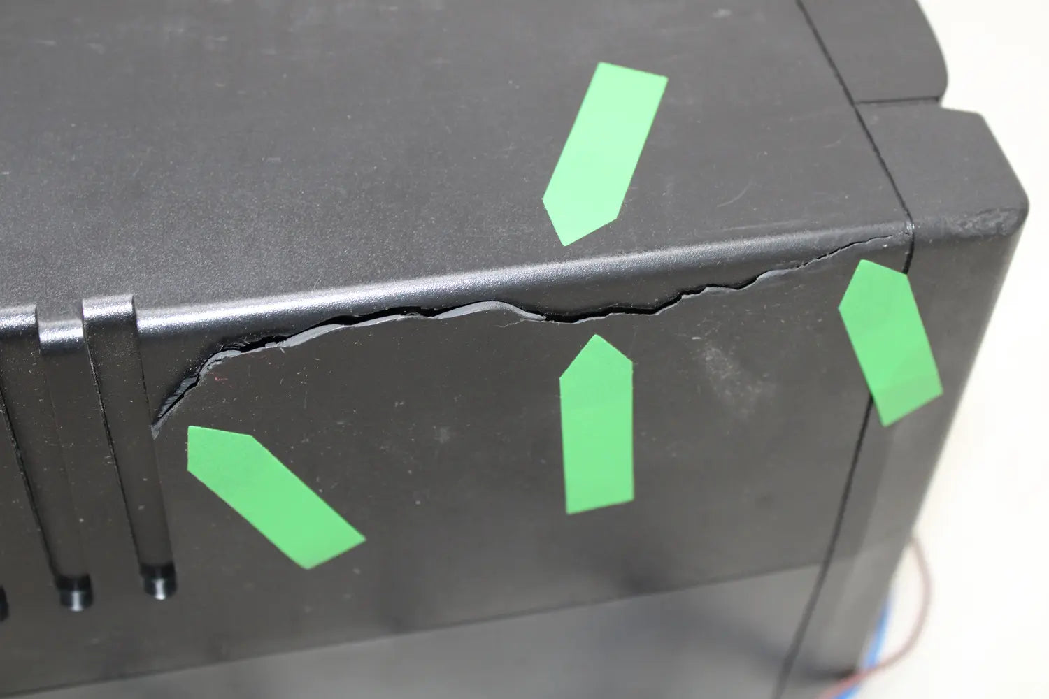 C-Ware Cyber Power Ut2200 Eg Usv Notstromversorgung 2200 Va Batterie Backup Siehe Text - 4711027790947