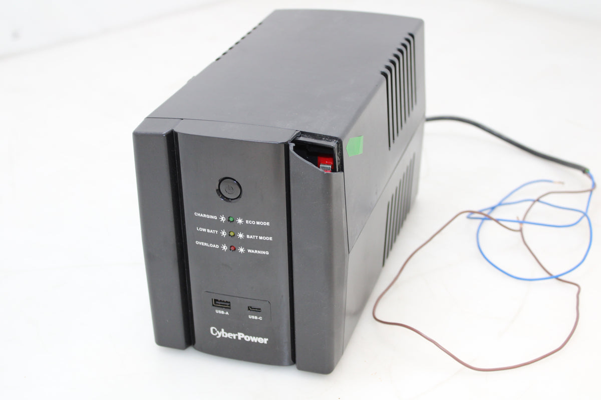 CyberPower UT2200EG USV Notstromversorgung 2200 VA Batterie Backup SIEHE TEXT - 4711027790947