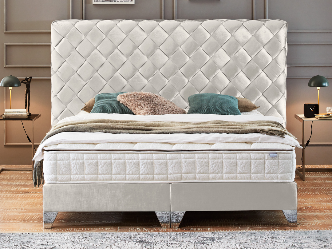 Boxspringbett geflochten XXL-Kopfteil Bettkasten 180x200 cm Altweiß Samt glanz