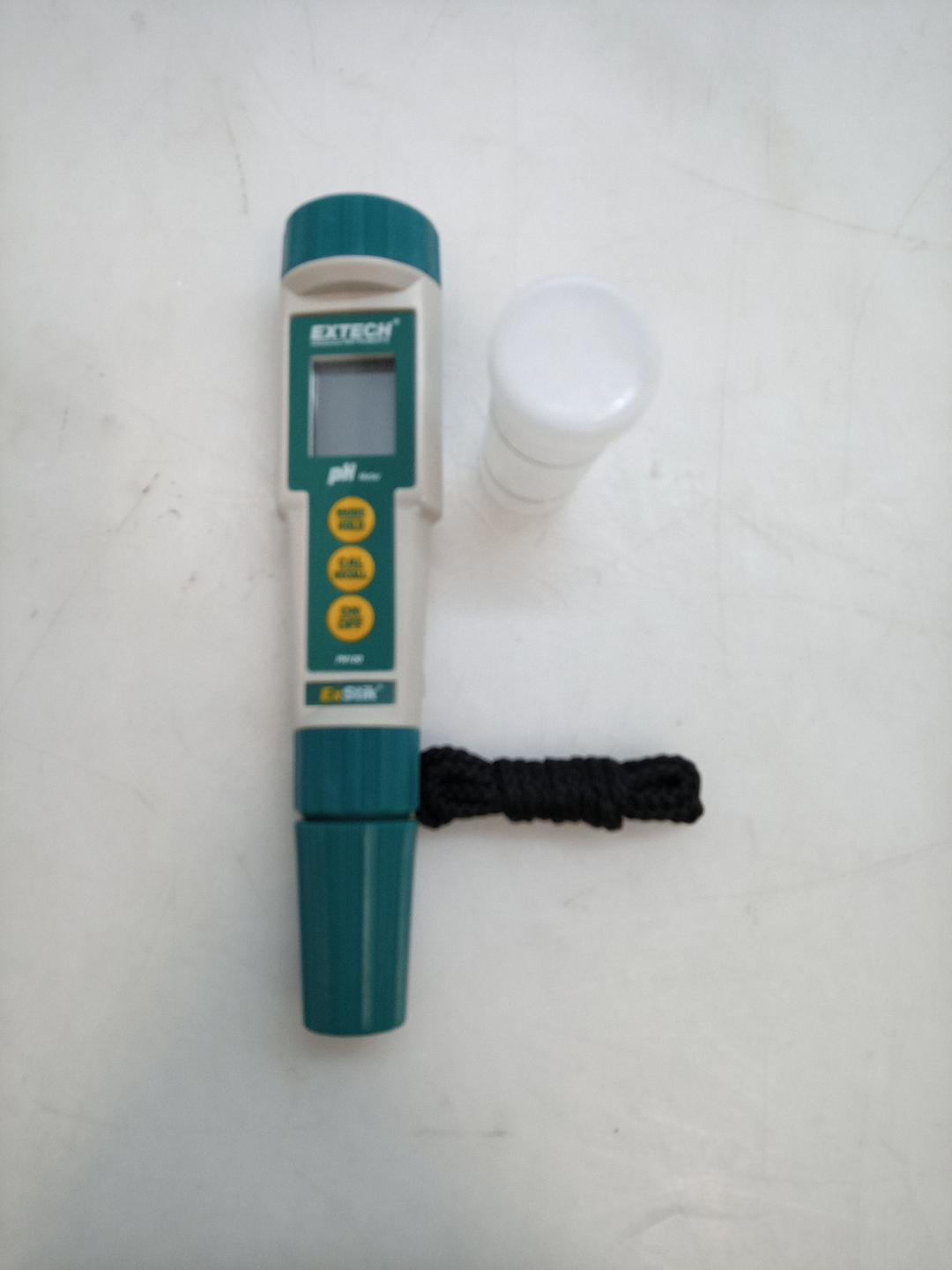 Extech pH-Messgerät PH100 pH-Wert 0 - 14 pH kalibriert Werksstandard Wassermeter