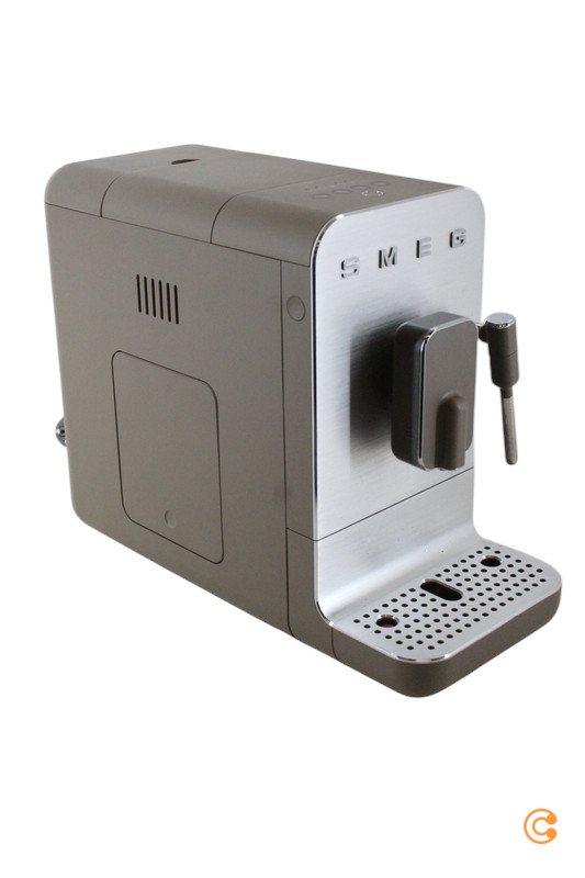 B-Ware Smeg BCC02TPMEU Kaffeevollautomat Kaffeemaschine Kaffee-Maschine DEFEKTWARE