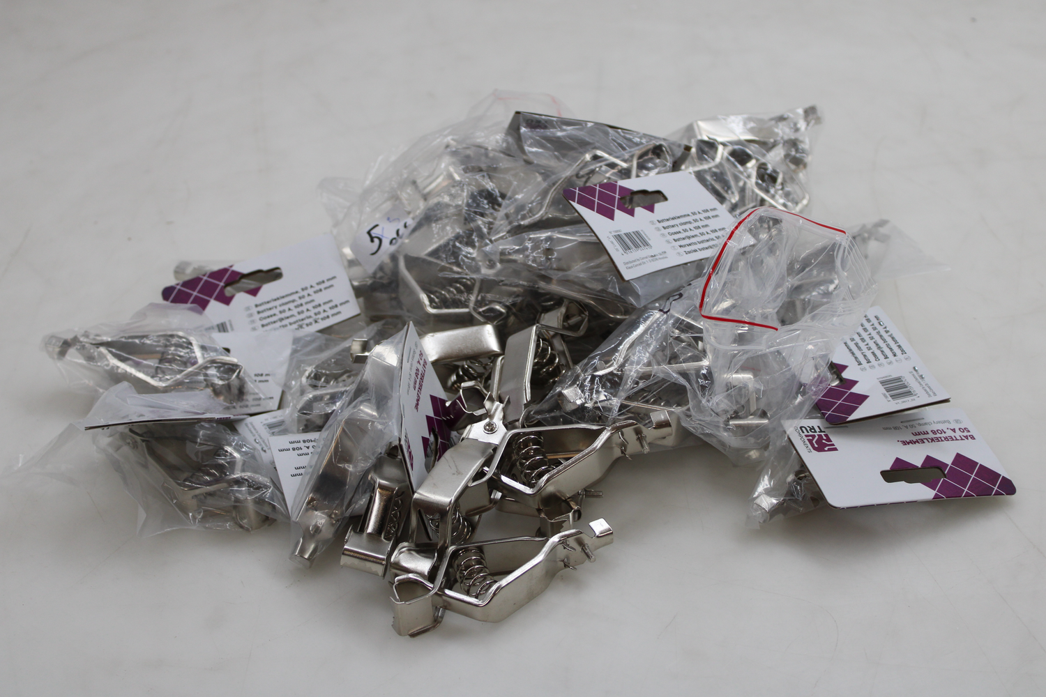 B-Ware Tru Components Batterieklemme Anschluss 1365808 1 78 1 Pluspol 45 Stück