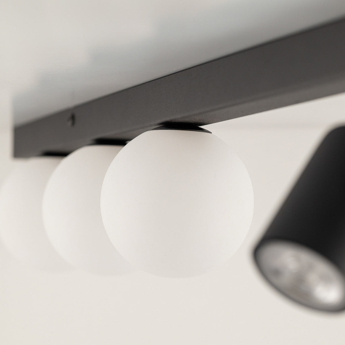 Deckenleuchte Lampe Vox Glas Schwarz Wohnzimmer Esszimmer Küche Flur 6-flamm824 - 5906135100033