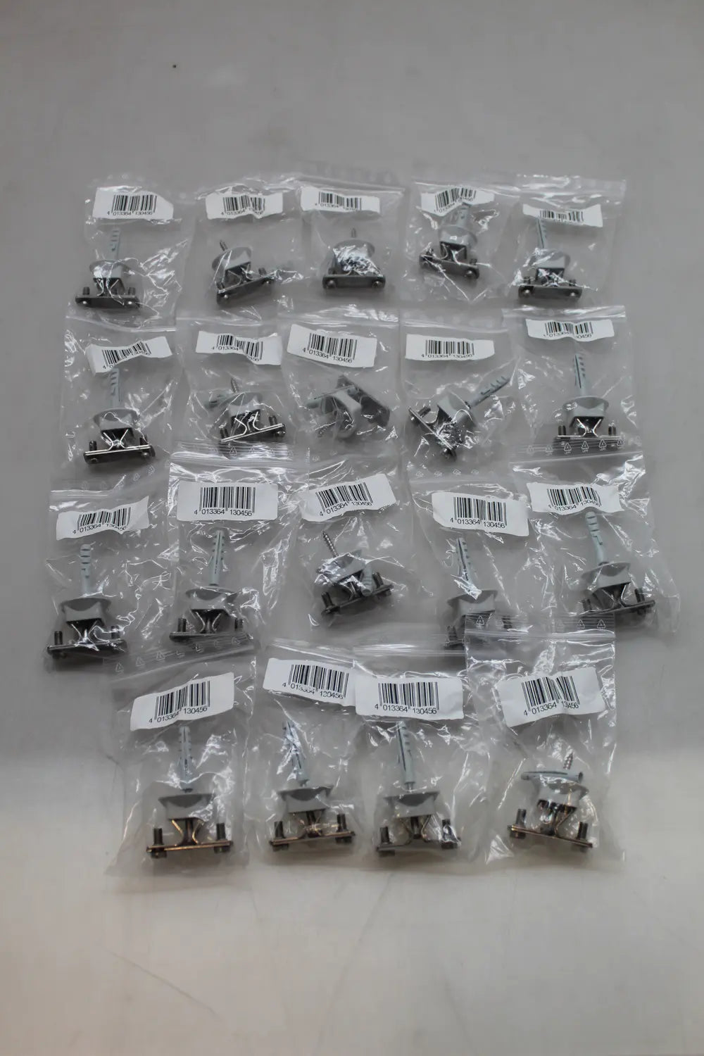 B-Ware Dehn Leitungshalter Halter Blitzschutz Niro Rundleiter 6 10mm 19 Stück - 4013364130456